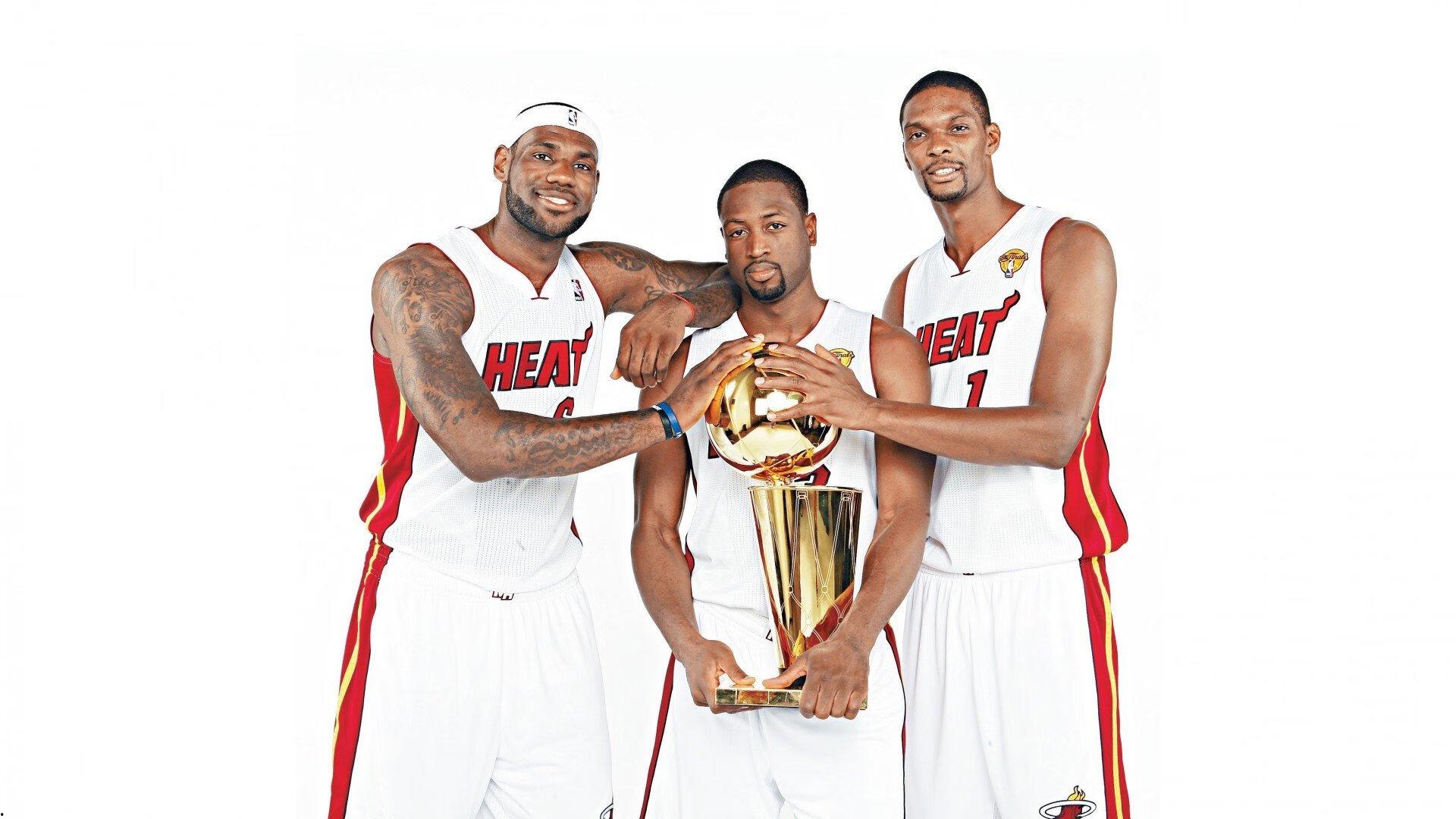 詹姆斯赛后主动揽责,我失误太多了 应该更加谨慎