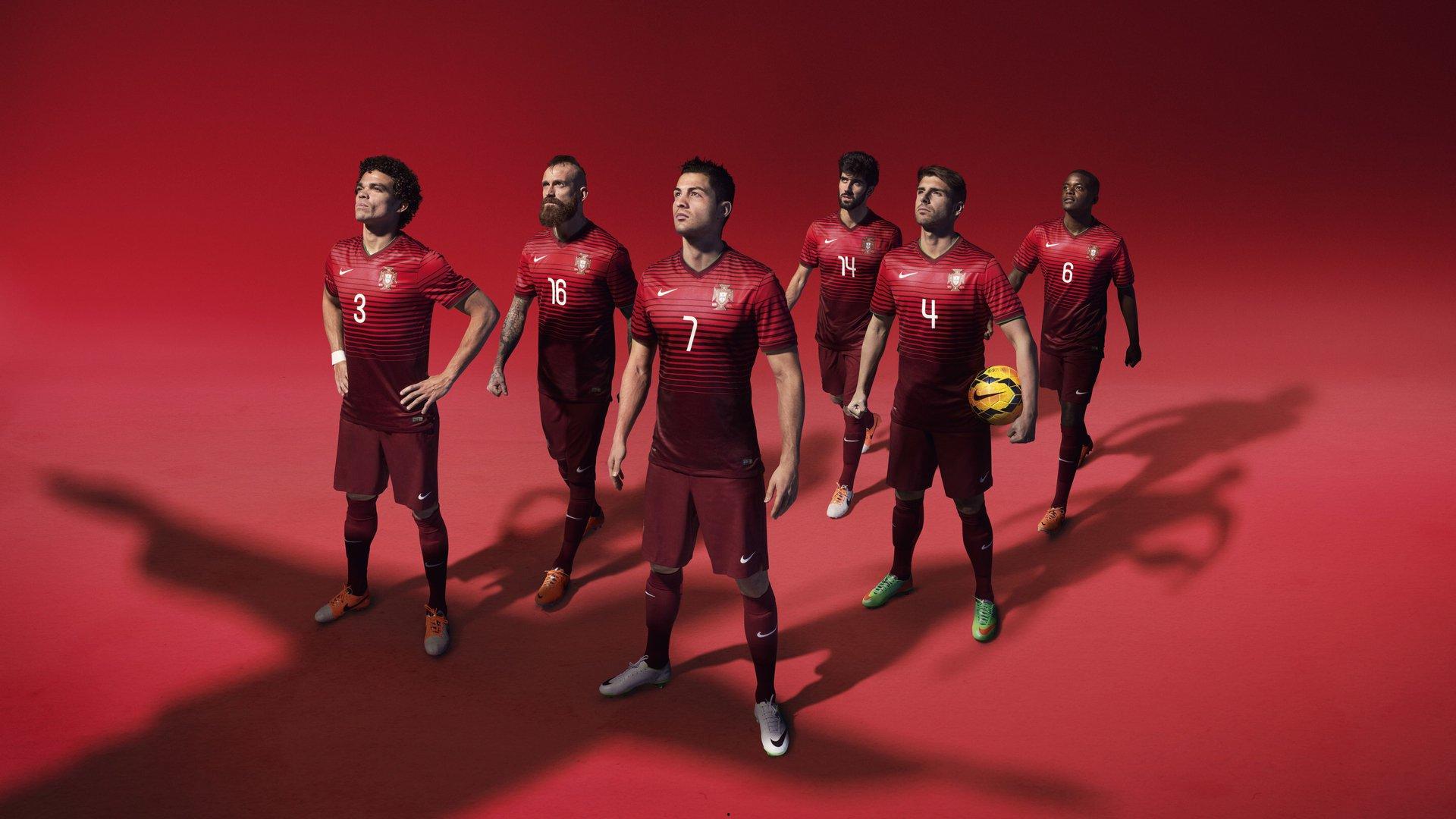 约基奇连续两轮系列赛场均三双改写历史，掘金核心跻身传奇殿堂